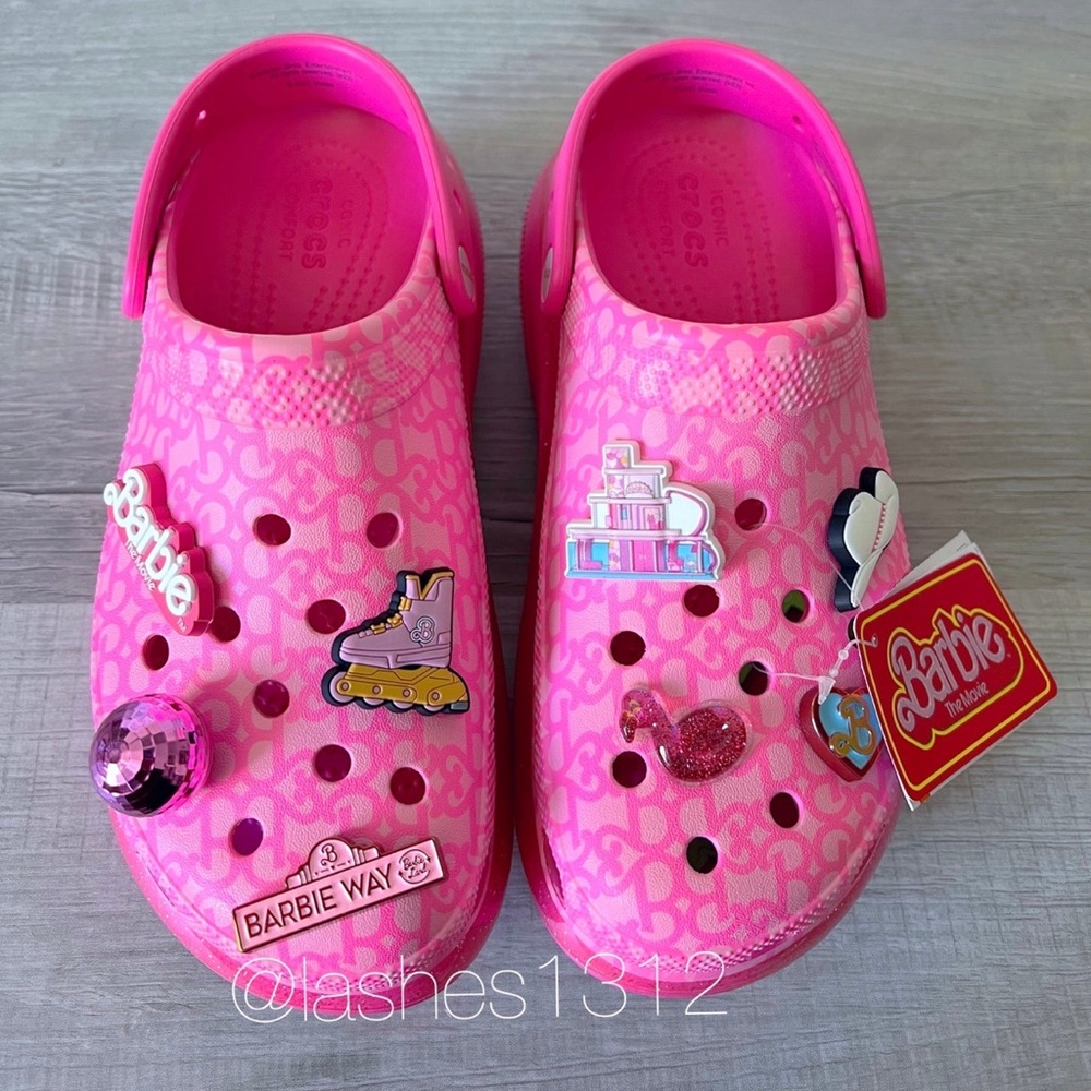 CROCS x BARBIE Movie Mega Crush Clogs Platform Shoes - Electric Pink- Women’s 9 - Picture 4 of 8